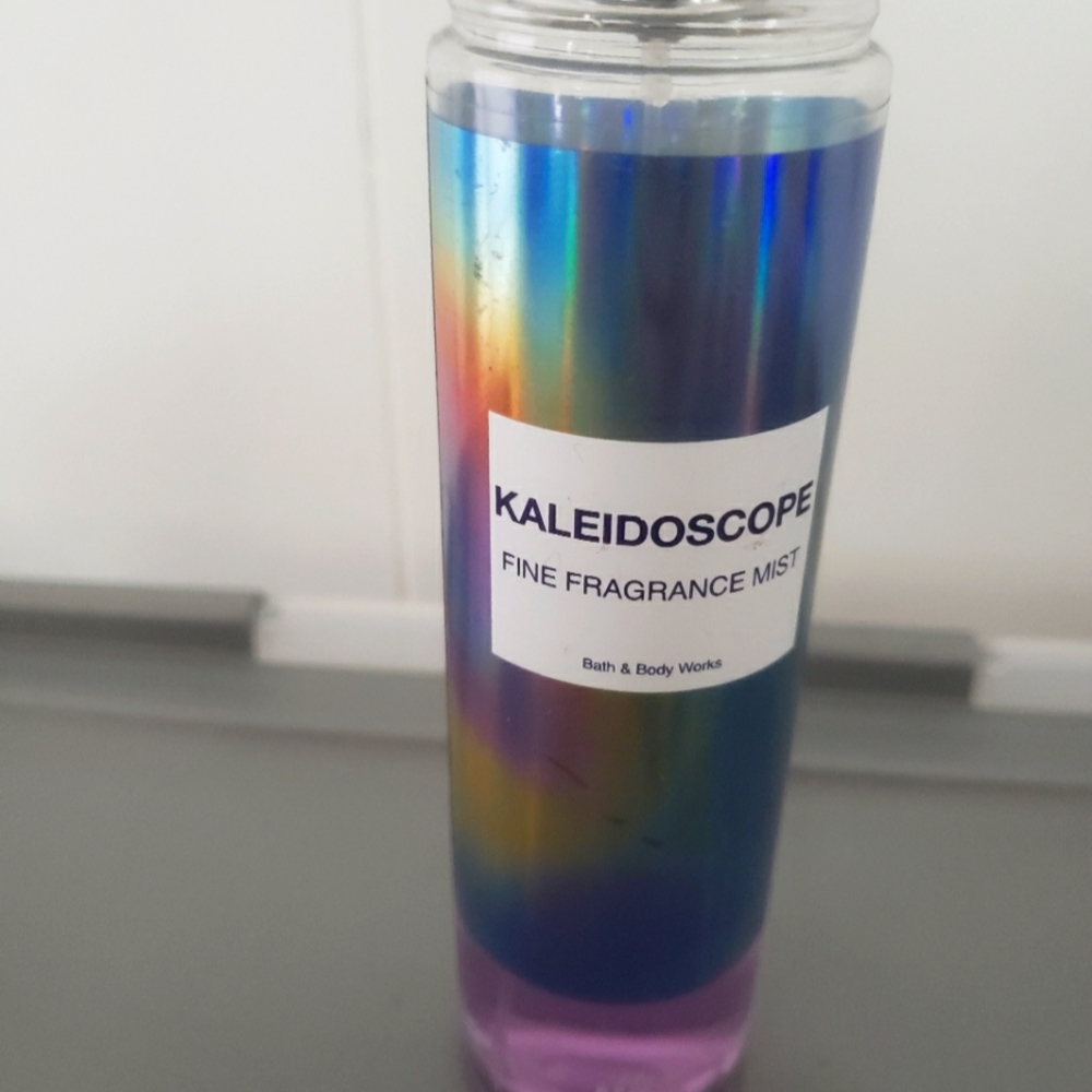 Kaleidescape bath and body works body spray